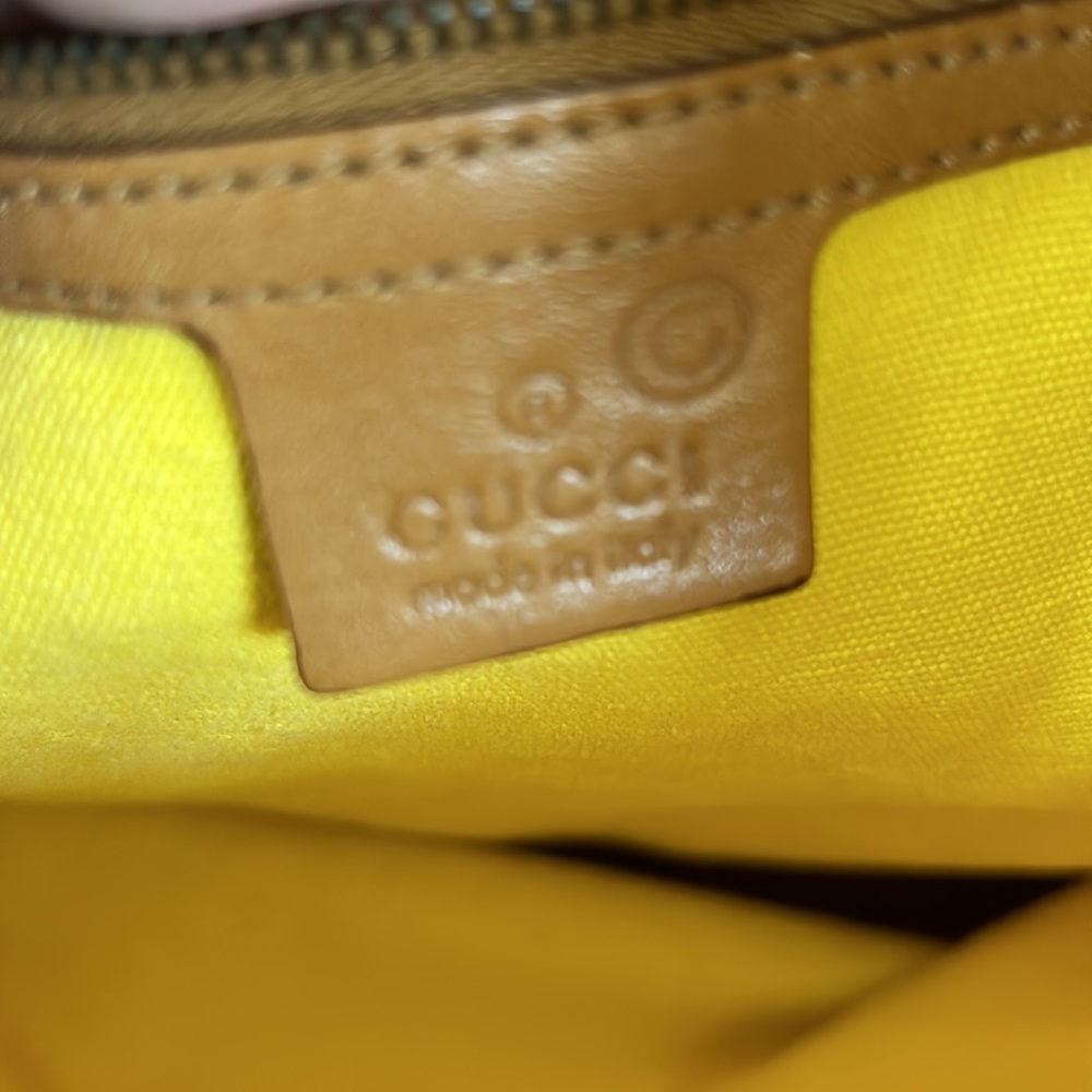 Really great Gucci canvas and leather beach bag. - Picture 7 of 12